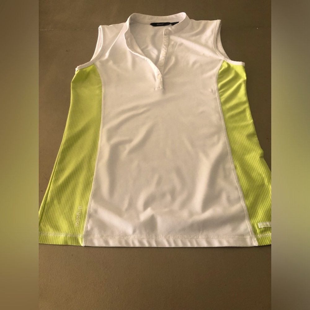 Abacus athletic top, size medium
